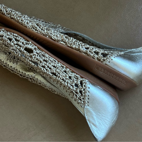 Rare Vintage El Vaquero Gold Crochet Woven Slip On Gold Flats Ballet Wedges 36 6